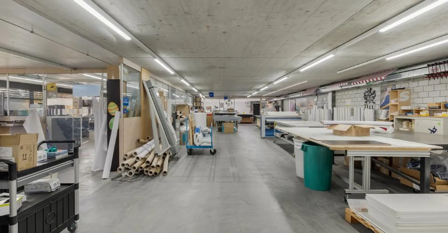 Storage and production areas directly on the A1 - Photo 8 of 9