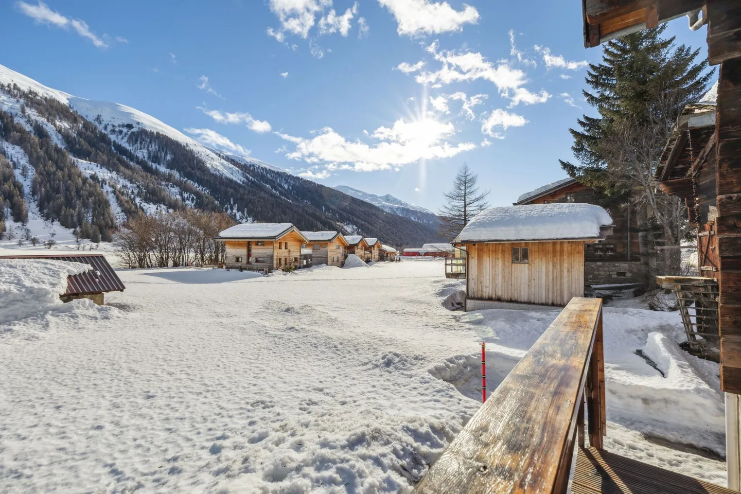 Authentic Walliser Spycher from 1919 with 3.5 rooms and separate apartment - Photo 13 of 17