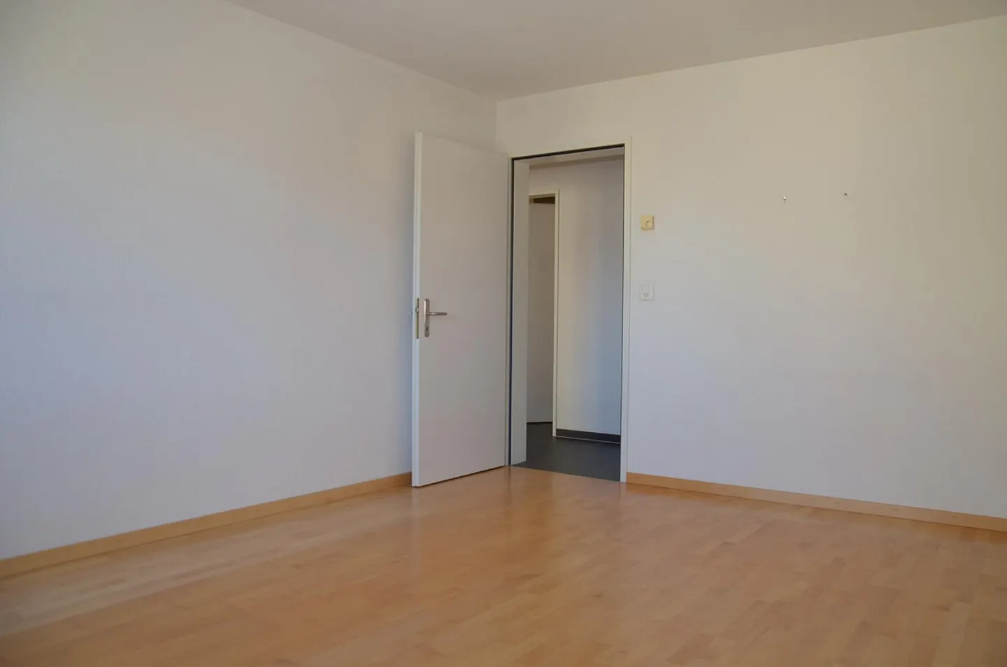 Bright family apartment with a view of greenery - Photo 9 of 14