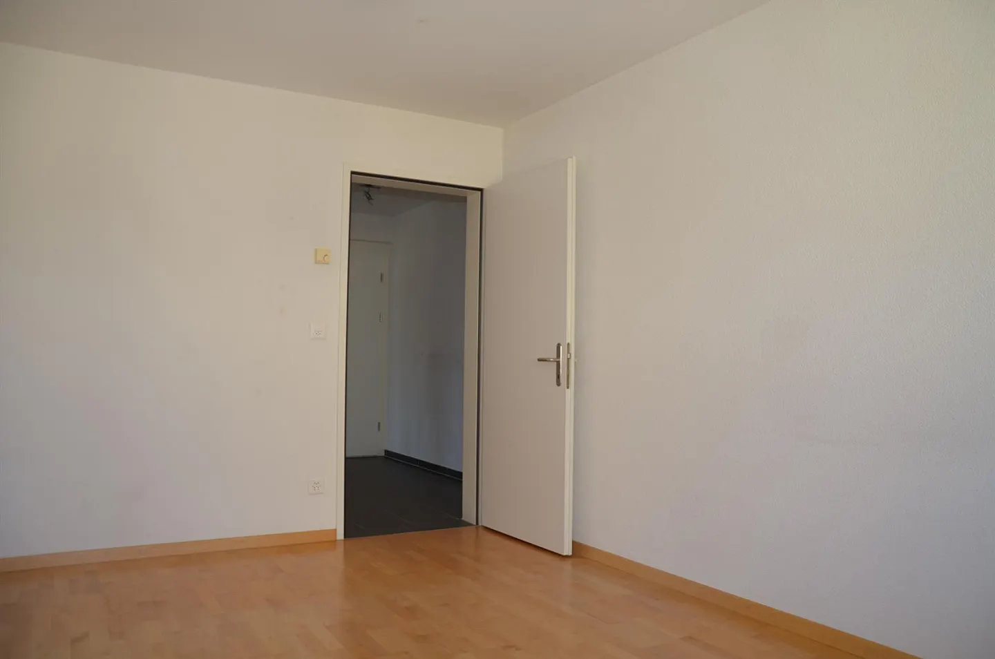 Bright family apartment with a view of greenery - Photo 10 of 14