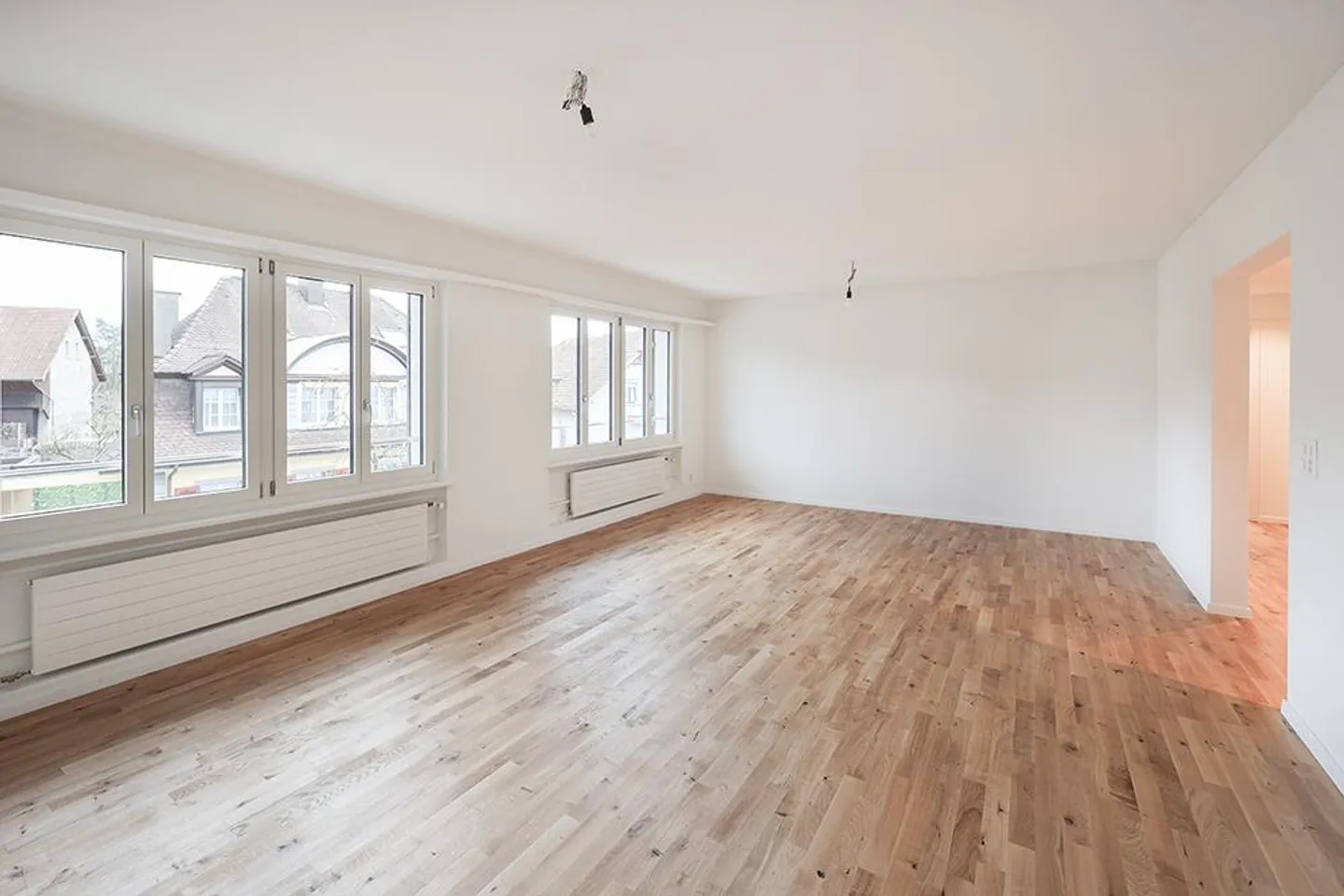 Attractive, fully renovated apartment in the heart of Wohlen - Photo 4 of 8