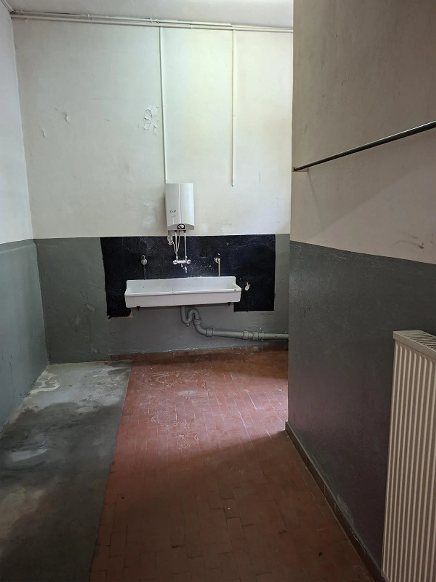 Attractive Commercial Property - Versatile Usage Options - Photo 8 of 11