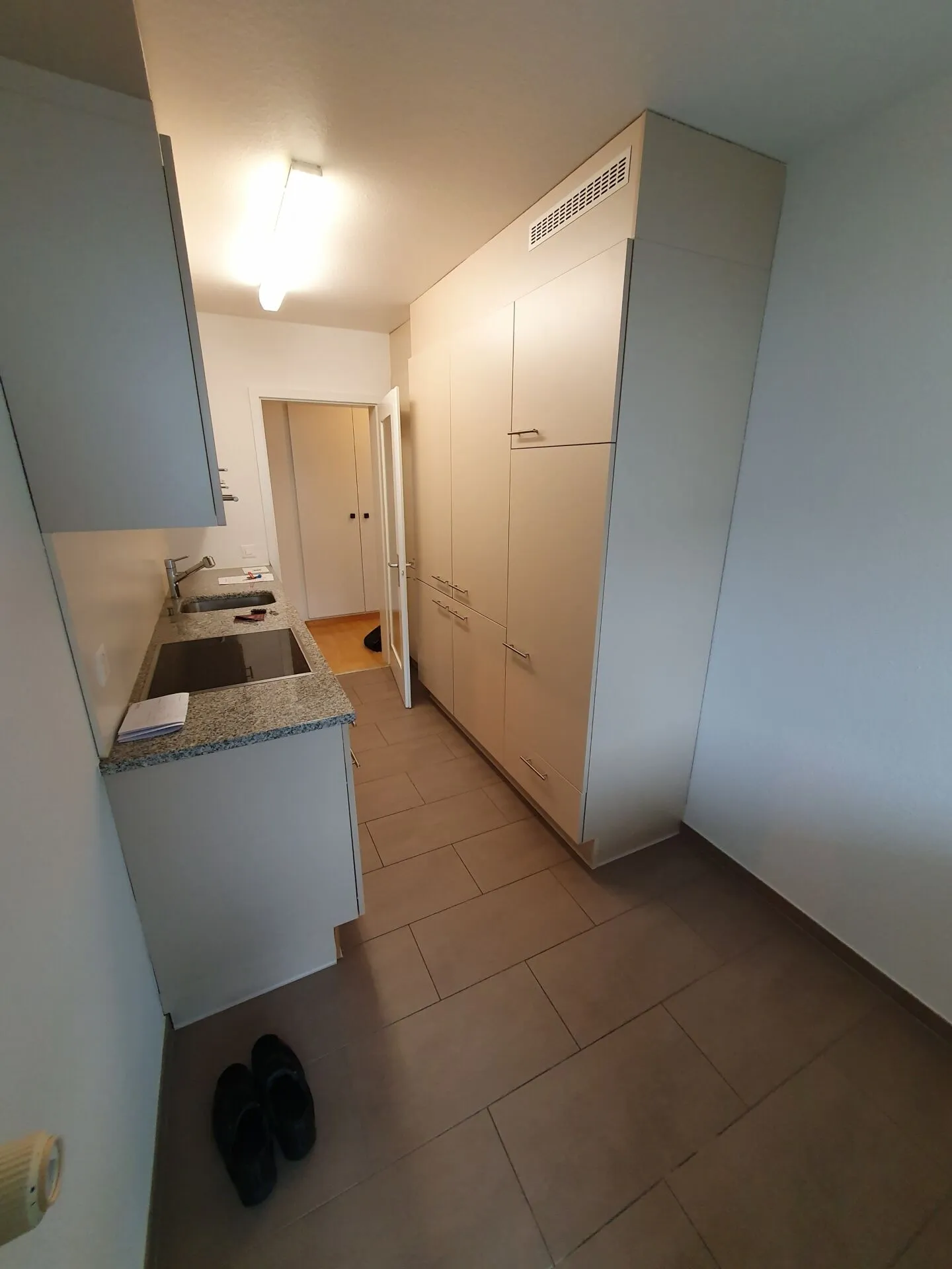 Looking for a new tenant. - Photo 2 of 9