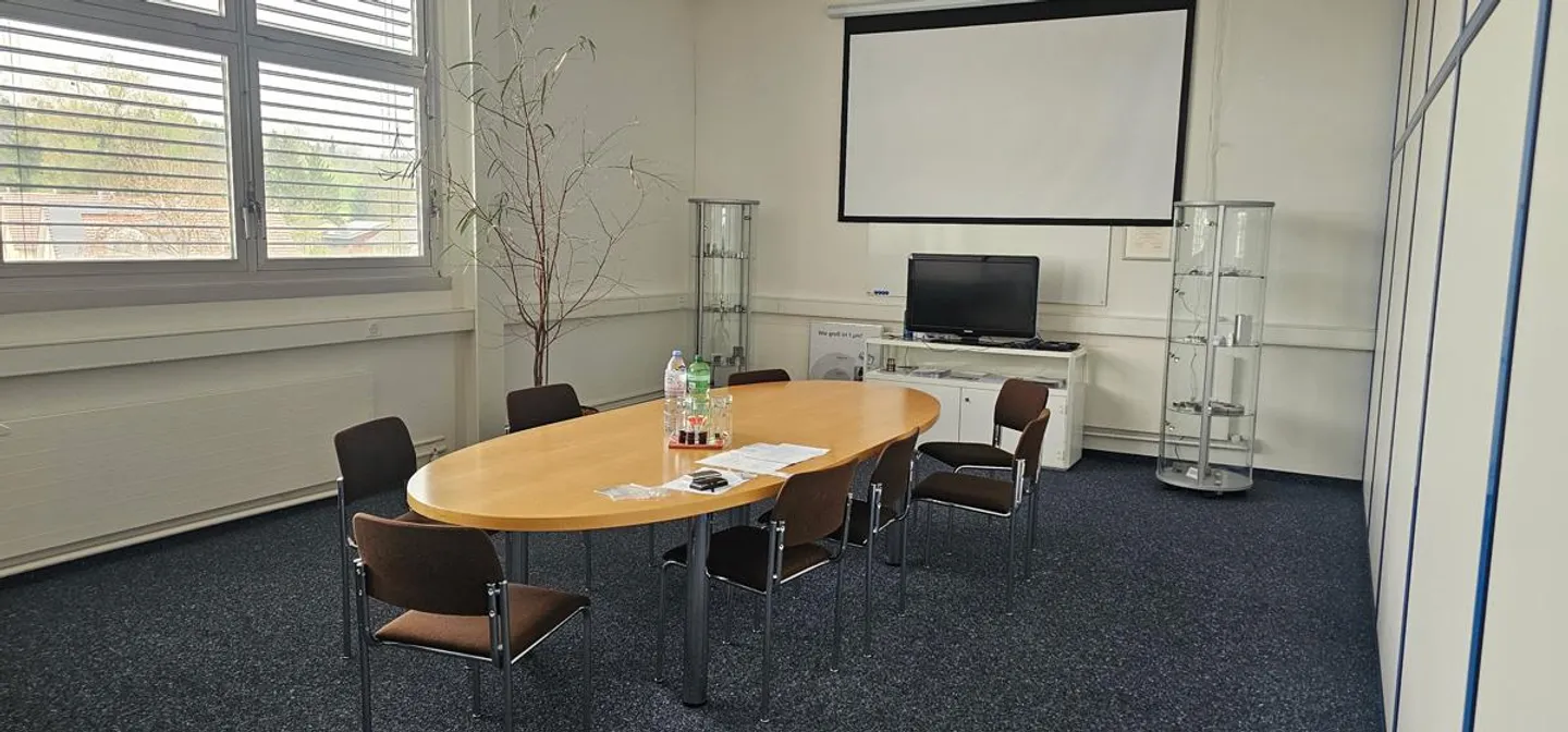 Proprietà commerciale versatile a partire da 400 m2 - Foto 3 di 8