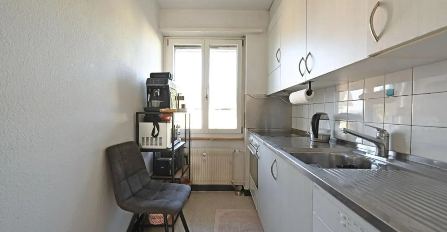 Appartement 3.5 pièces avec vue et place de parking - Photo 3 sur 9