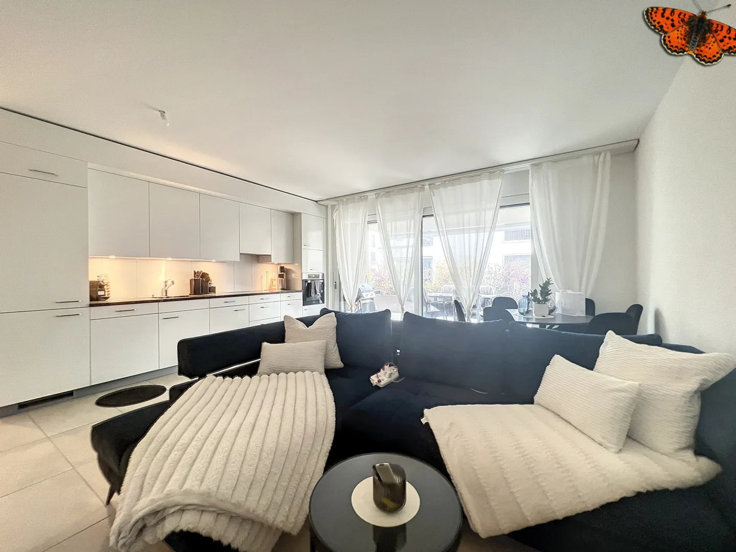 2½ ZIMMER - Neu mit einer Terrasse! - Foto 2 von 14