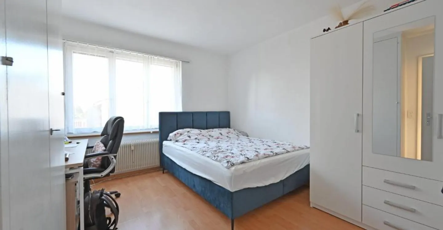 Appartement 3.5 pièces avec vue et place de parking - Photo 5 sur 9