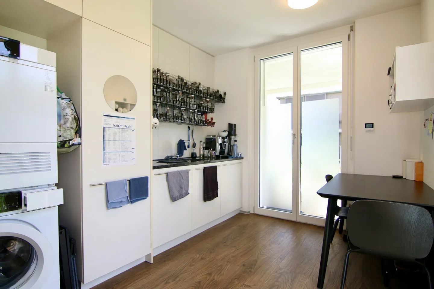 Attraktiver Gewerberaum im Dorfzentrum - vielseitig nutzbar - Foto 4 von 8