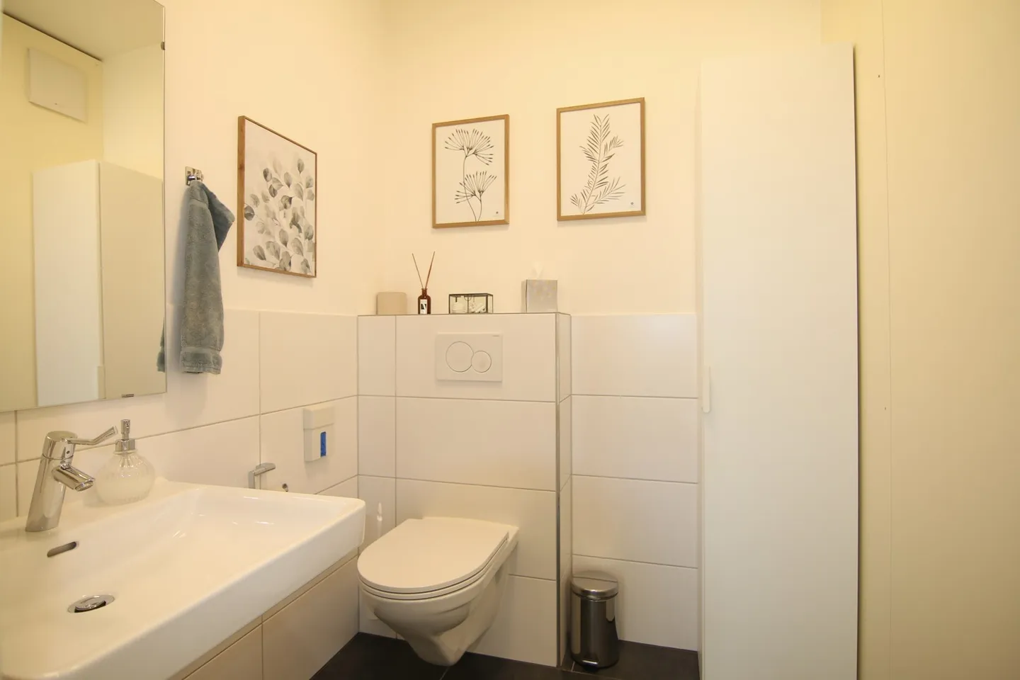Attraktiver Gewerberaum im Dorfzentrum - vielseitig nutzbar - Foto 5 von 8