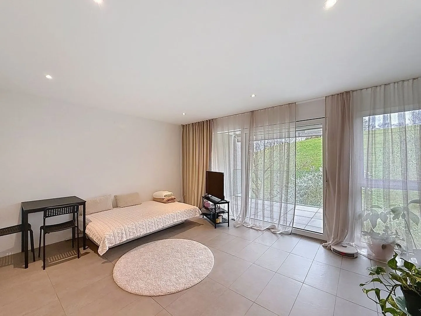 Apartment for rent - Photo 1 of 6