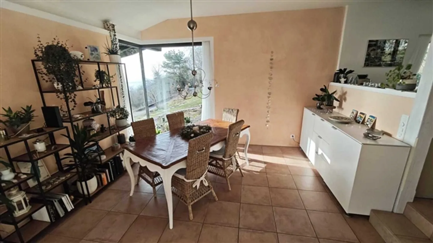 CASA 4,5 STANZE A LIGERZ (BE), ARREDATA, TEMPORANEA - Foto 6 di 10