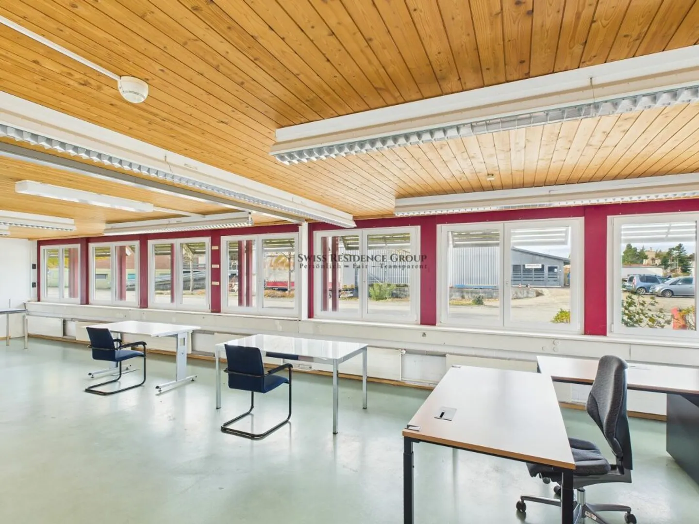 Office - Production & Industrial Building in Prime Location for Rent - Photo 32 of 39