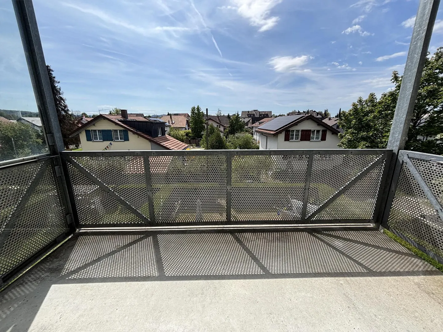 Bright 4.5 room apartment in a quiet neighborhood - Photo 9 of 10