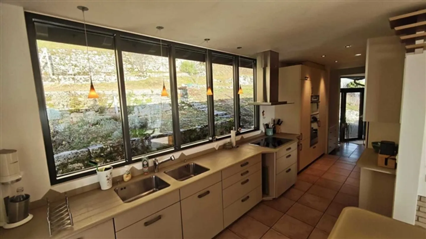 CASA 4,5 STANZE A LIGERZ (BE), ARREDATA, TEMPORANEA - Foto 9 di 10