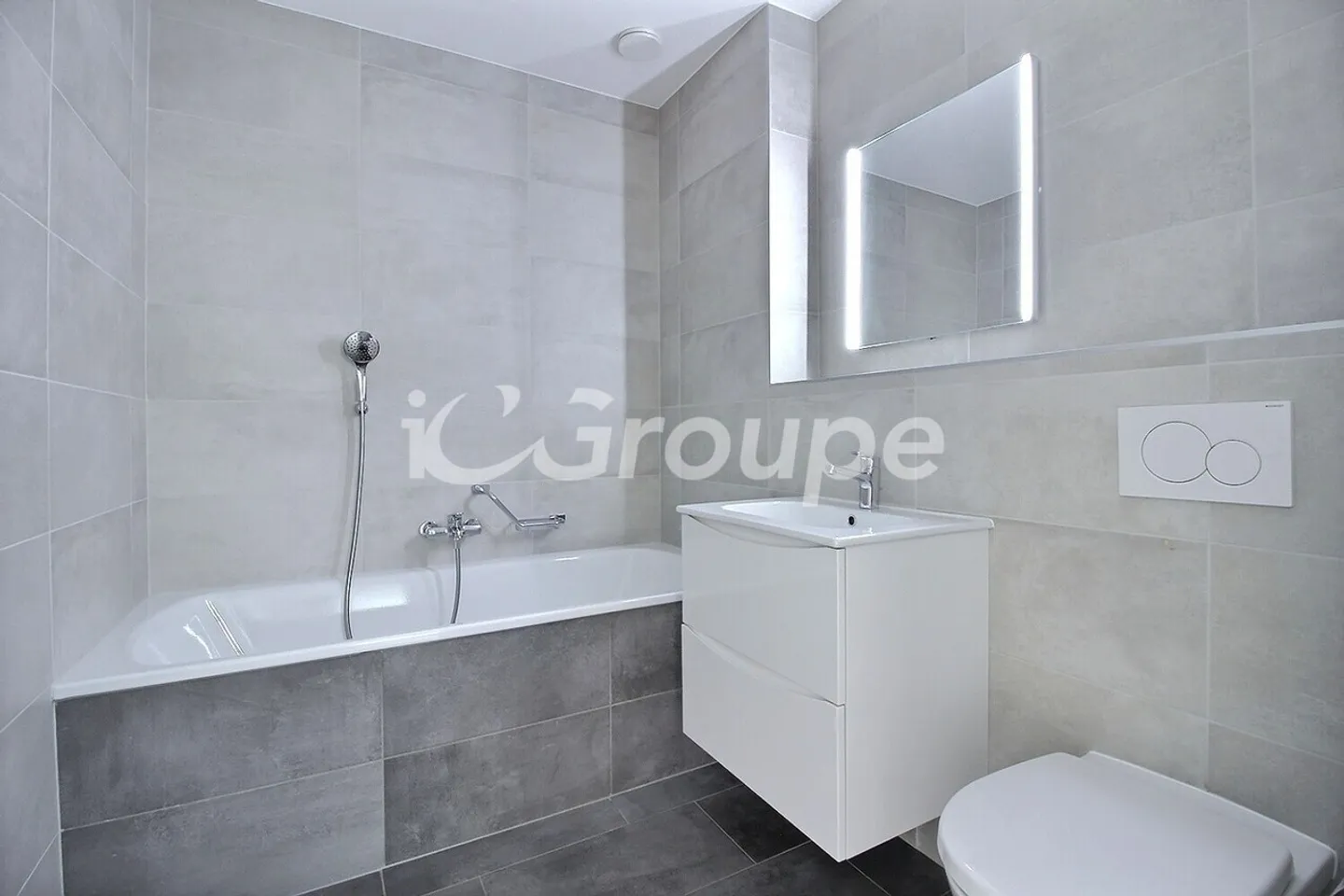 Very nice apartment for rent in Sion. - Photo 6 of 7