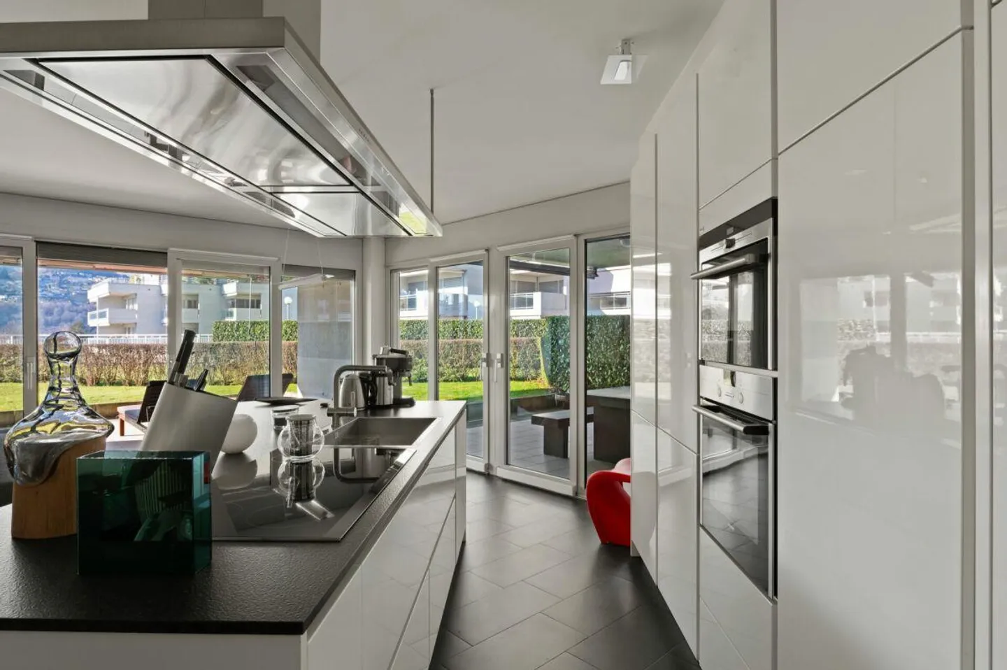 Circondato dal parco cittadino - bellissimo ed elegante appartamento di 2,5 stanze con ogni comfort - Foto 8 di 13
