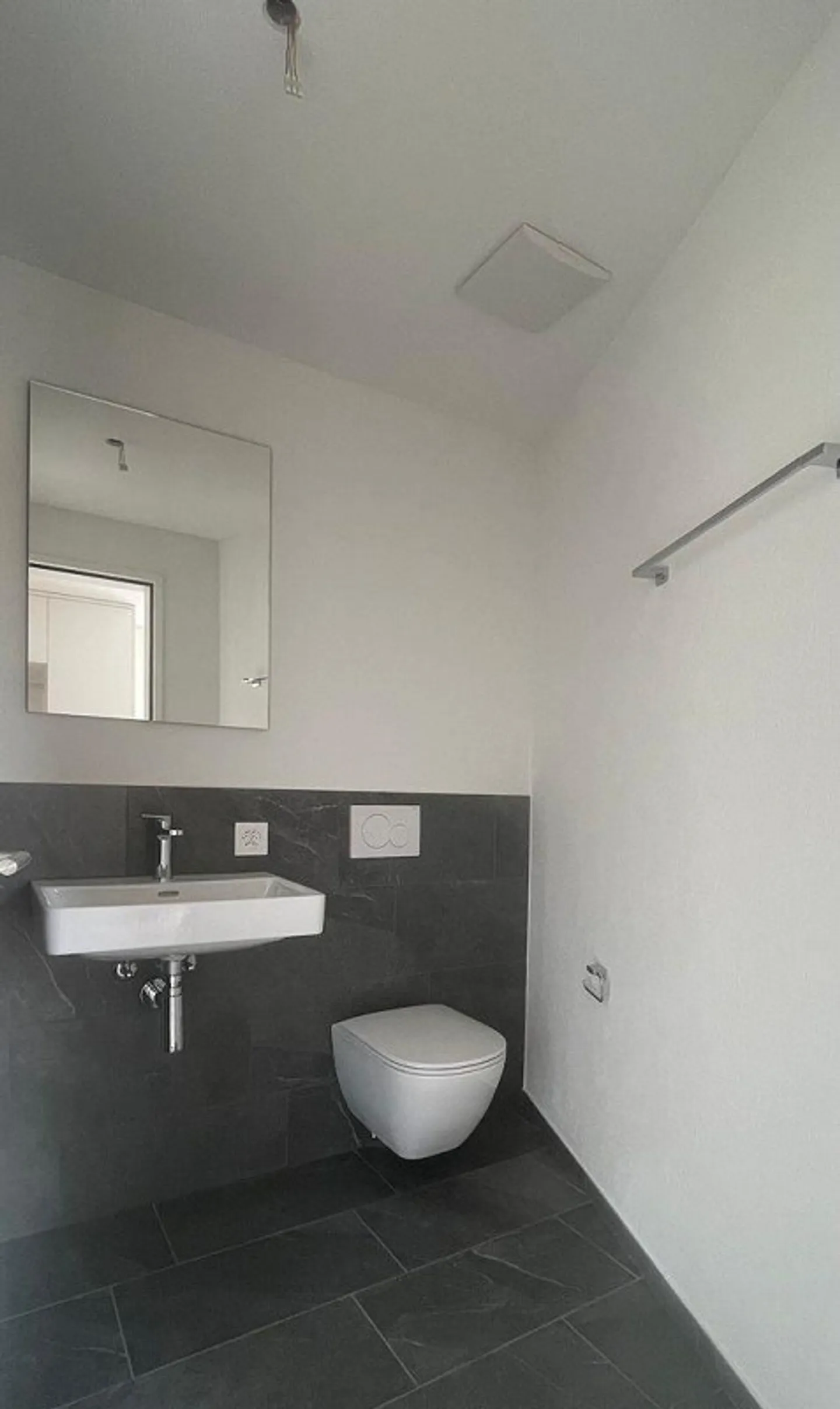 Modern 3.5 Room Apartment - Photo 8 of 10