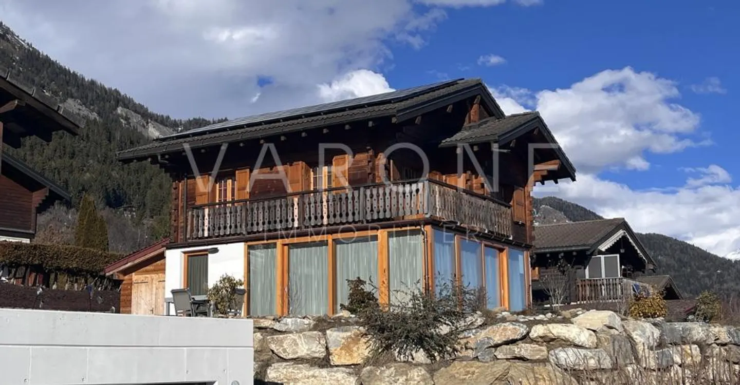 Chalet Charmant avec Vue Panoramique - Photo 2 sur 13
