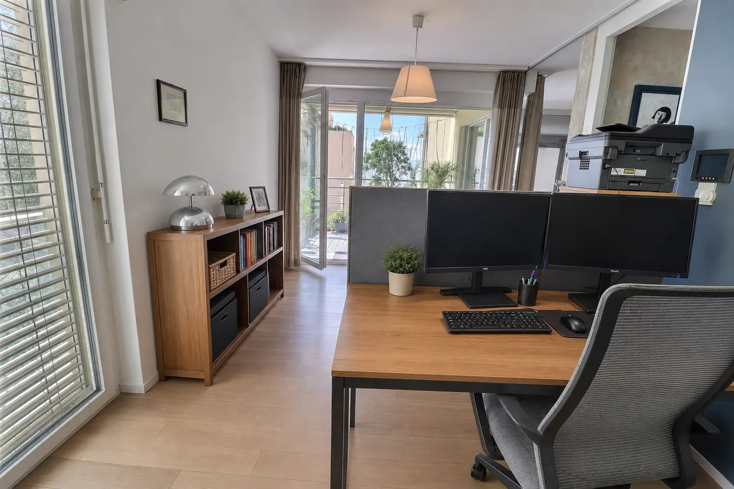 Very nice apartment in occupied life annuity without rent with swimming pool and lake view - Photo 5 of 13