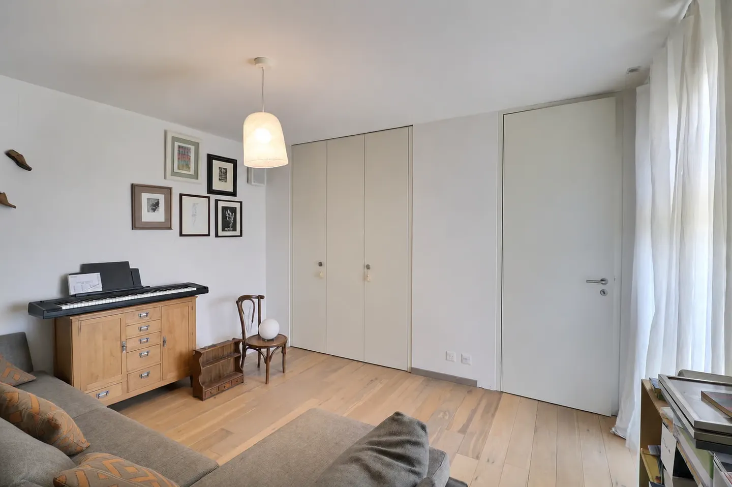 Very nice apartment in occupied life annuity without rent with swimming pool and lake view - Photo 7 of 13