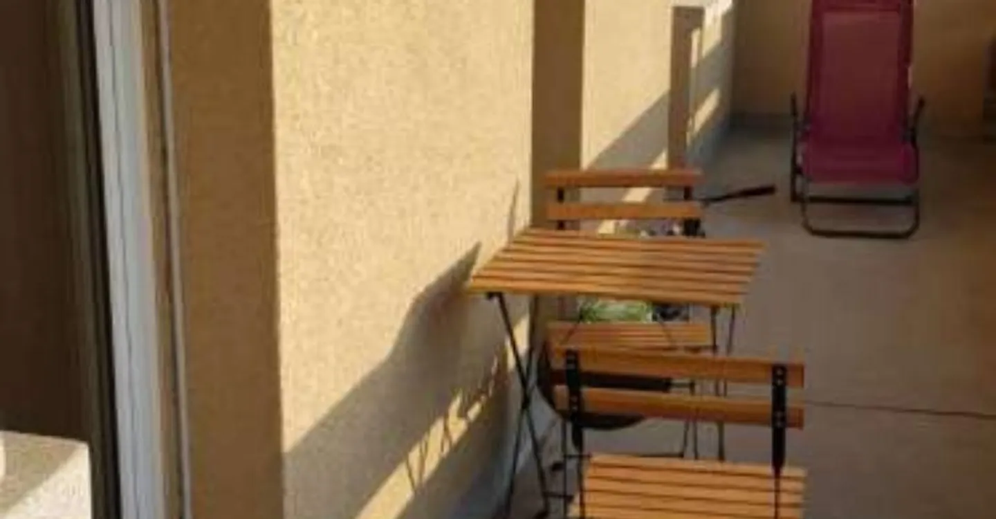 Appartamento di 2 stanze con grande balcone. - Foto 5 di 6