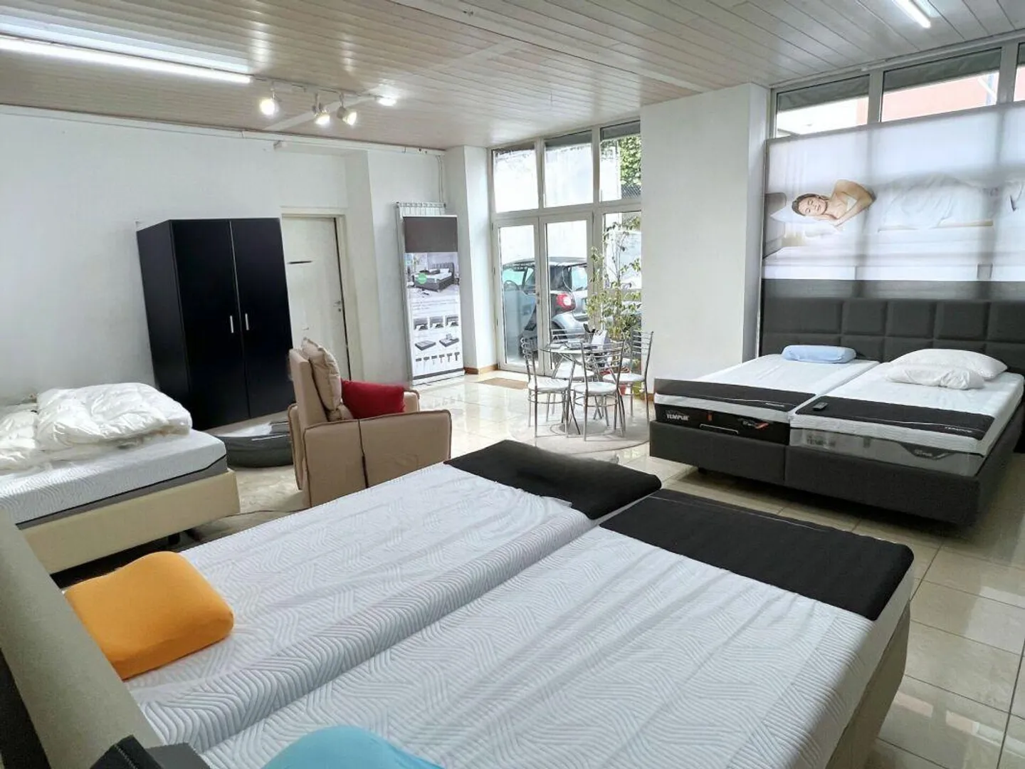 Magnifique bâtiment composé de 3 appartements et 2 locaux commerciaux - Photo 11 sur 12