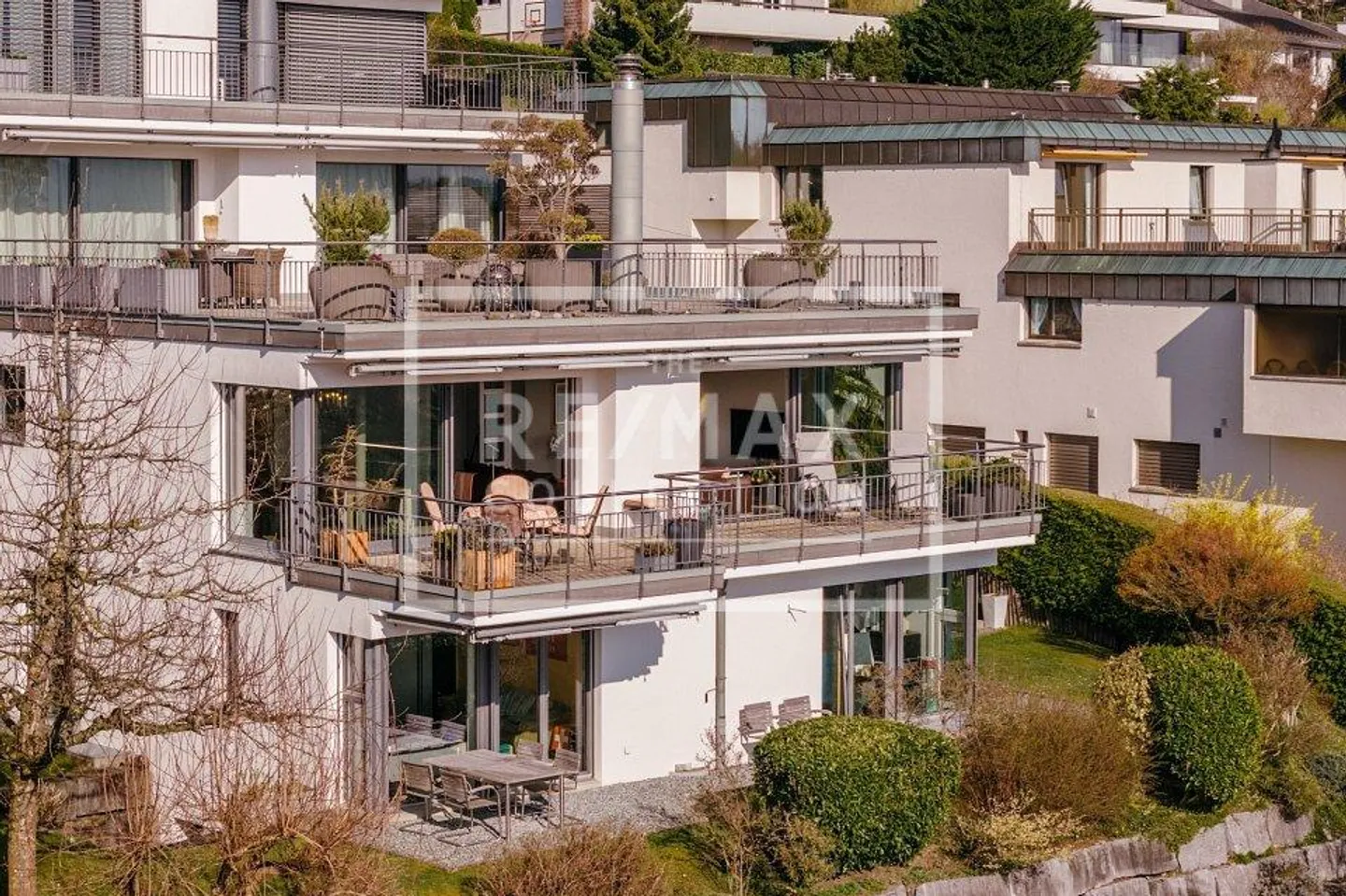 Maison de terrasse spacieuse entre la ville et l'espace ouvert - Photo 3 sur 13