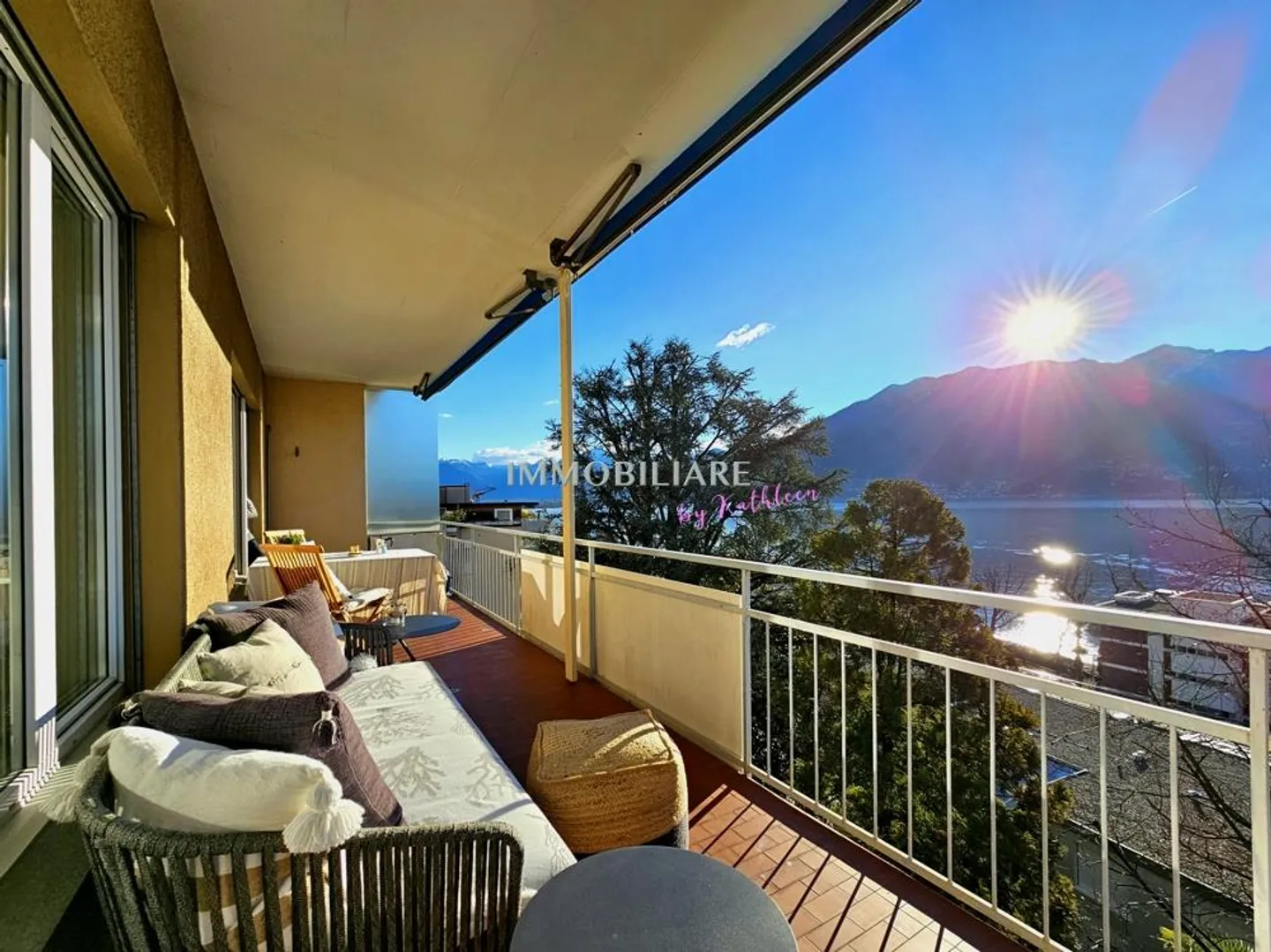 Appartamento mansardato con vista lago e camino in posizione centrale e tranquilla - Foto 16 di 22