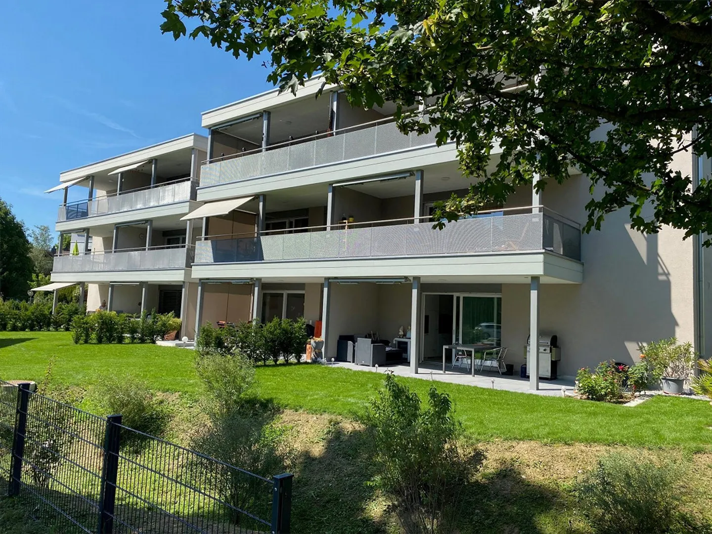 Nouvel appartement 3.5 avec grand balcon - Photo 1 sur 1