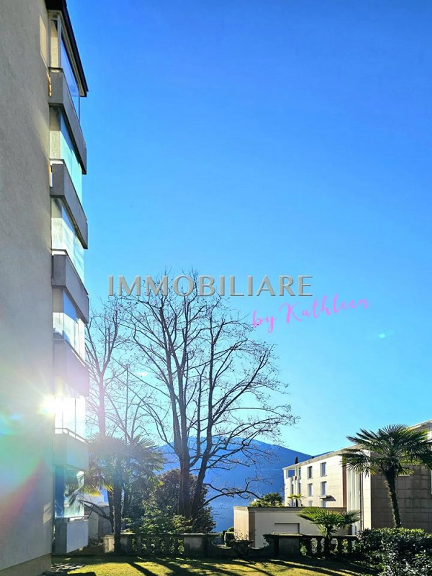 Appartamento mansardato con vista lago e camino in posizione centrale e tranquilla - Foto 21 di 22