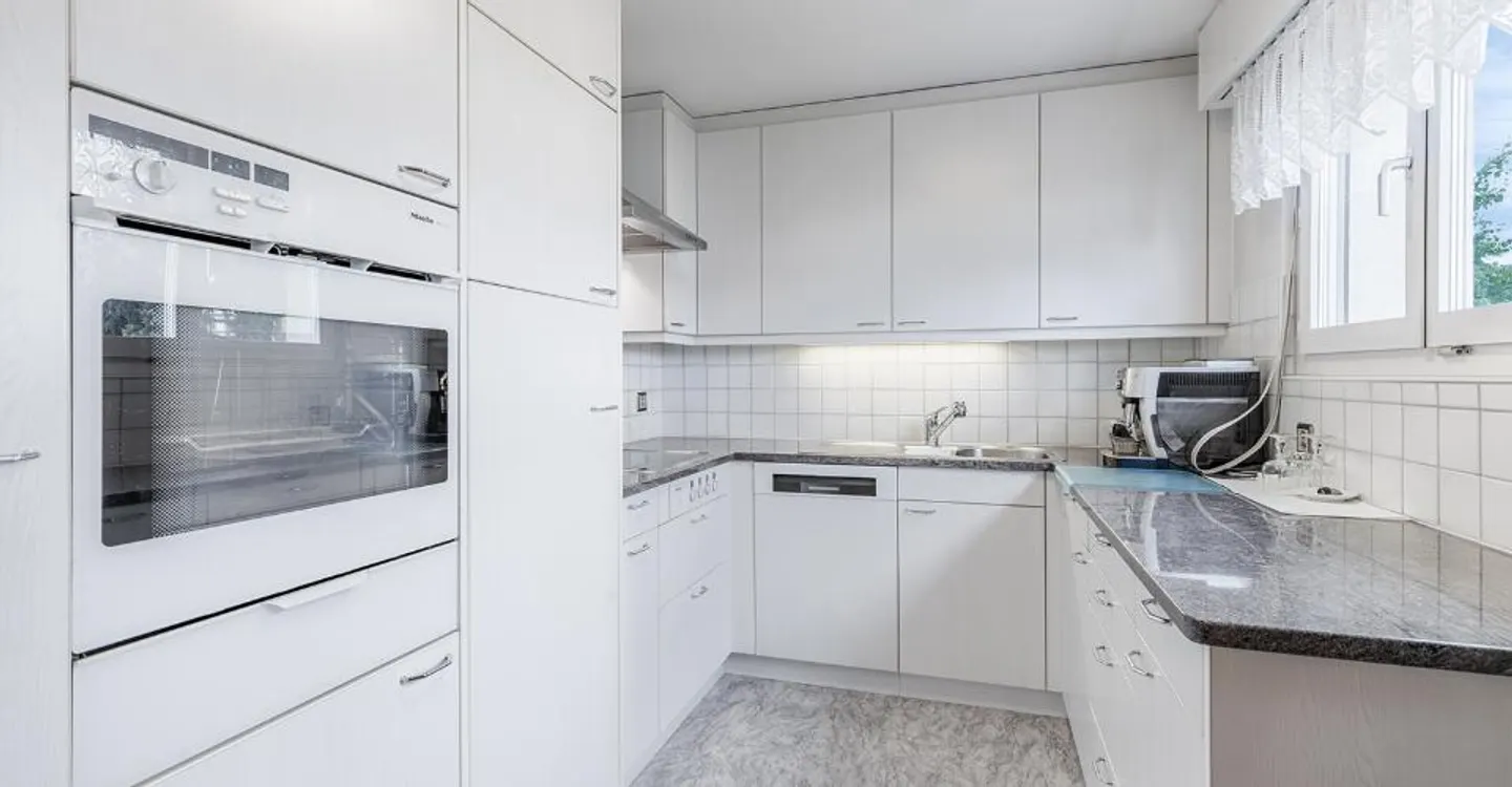 Appartement charmant avec terrasse - Photo 4 sur 12