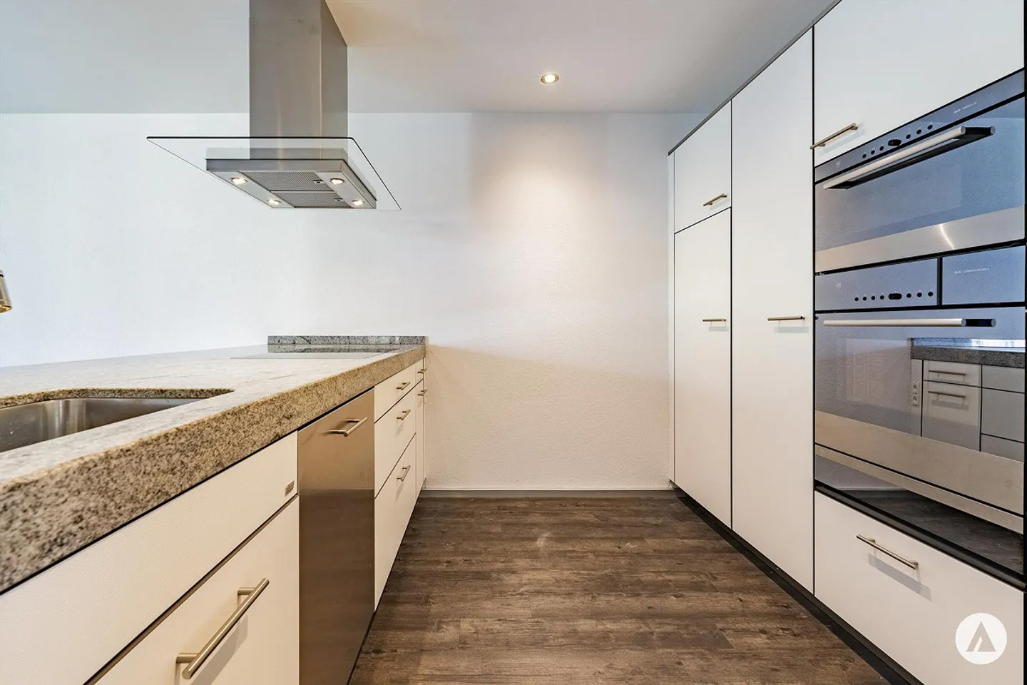 Wohntraum in Heimberg: 5½-Zimmerwohnung - Foto 3 von 13