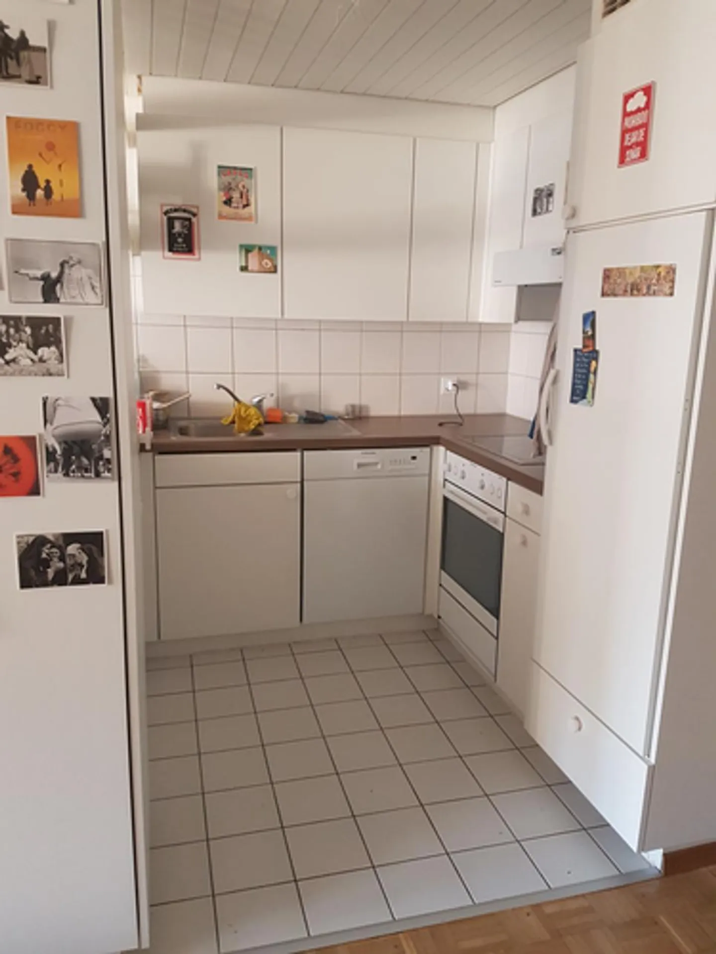 Charmant 3.5 pièces en vielle ville de Fribourg avec grand balcon! - Photo 3 sur 7