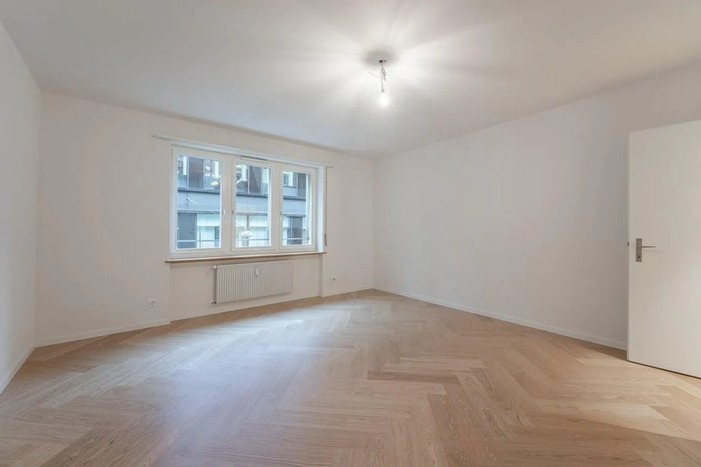 Modern living in lively Kleinbasel - Photo 2 of 4