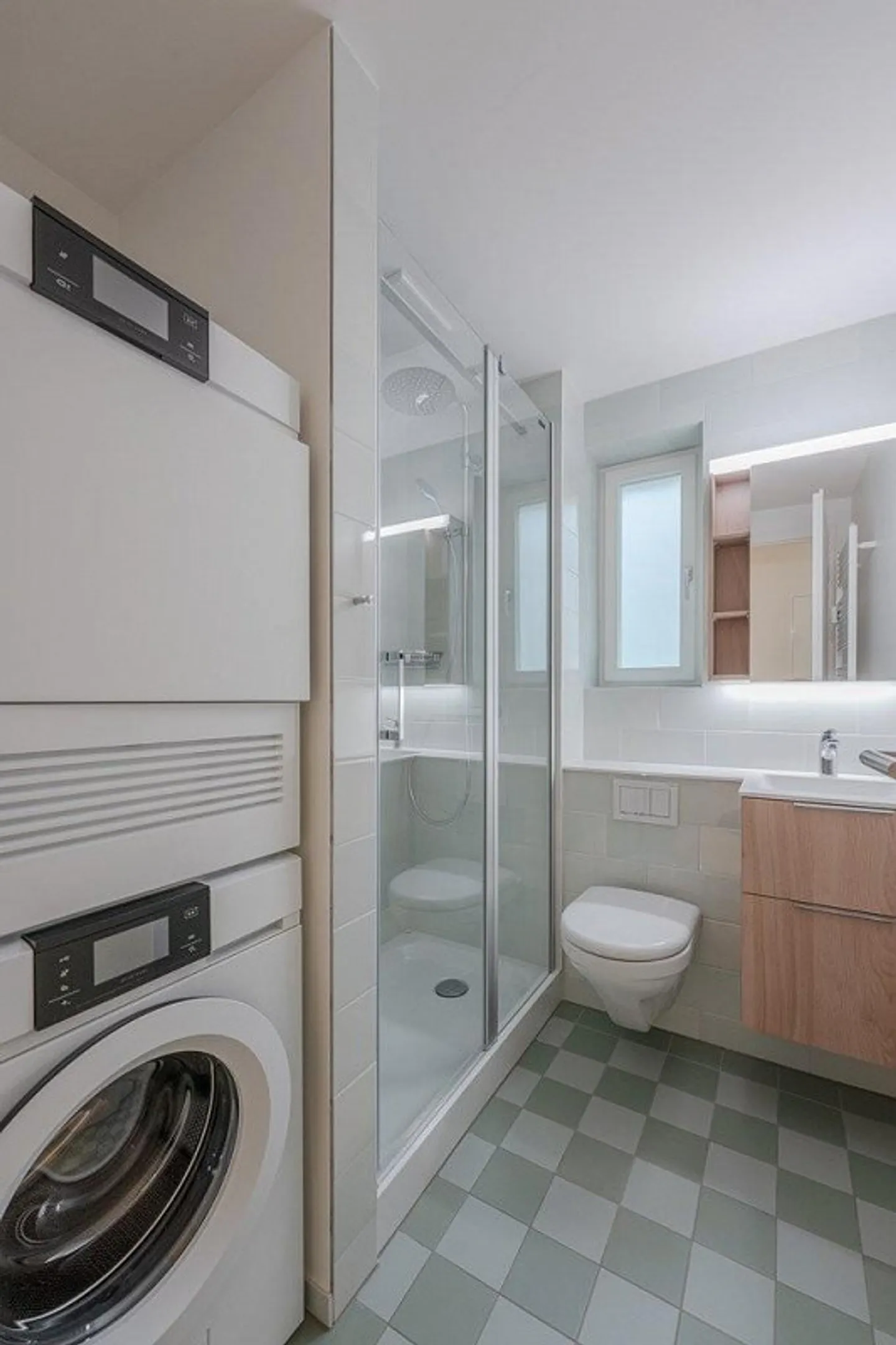 Modern living in lively Kleinbasel - Photo 3 of 4