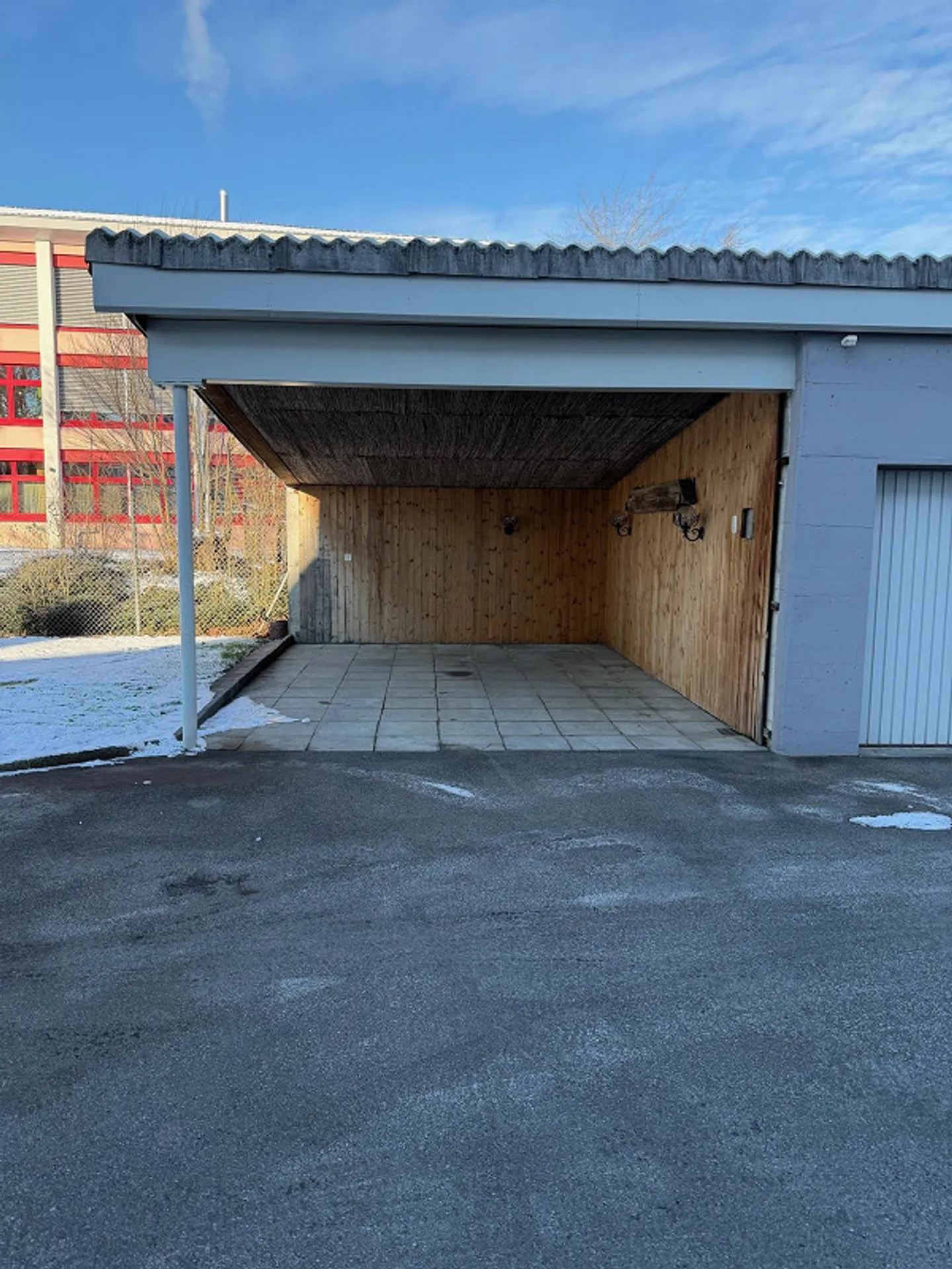 très spacieux appartement de 5 pièces dans un immeuble commercial - Photo 26 sur 26