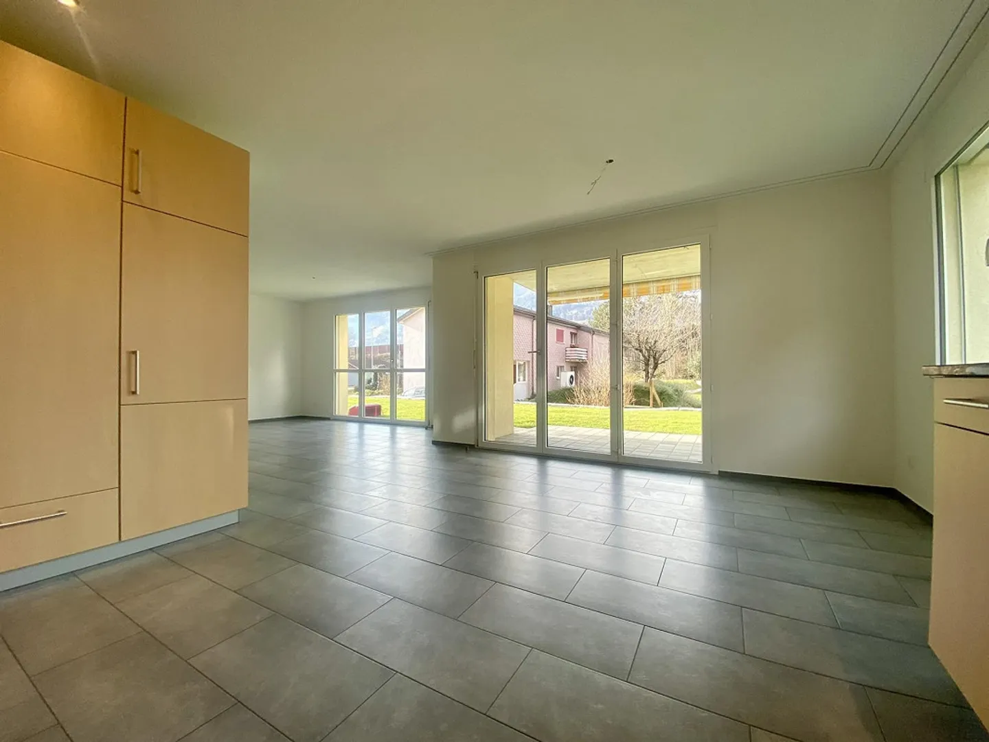 Appartamento attraente e luminoso di 4,5 stanze con grande cucina - Foto 4 di 10