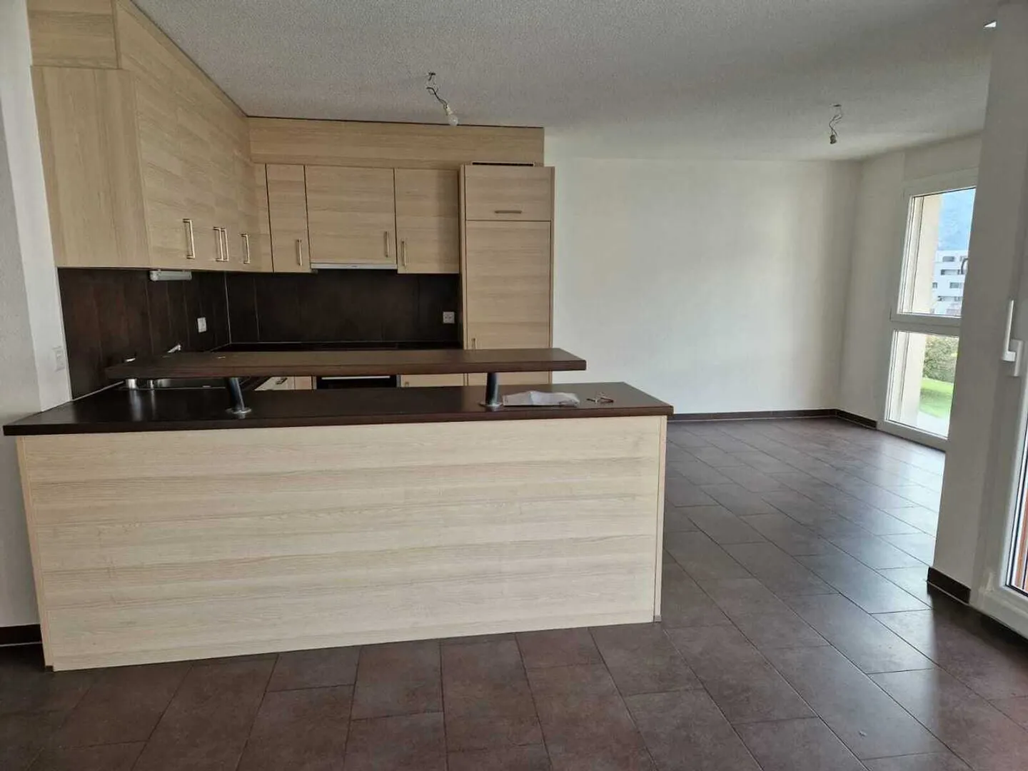 Appartement lumineux 4.5 pièces - Photo 2 sur 11