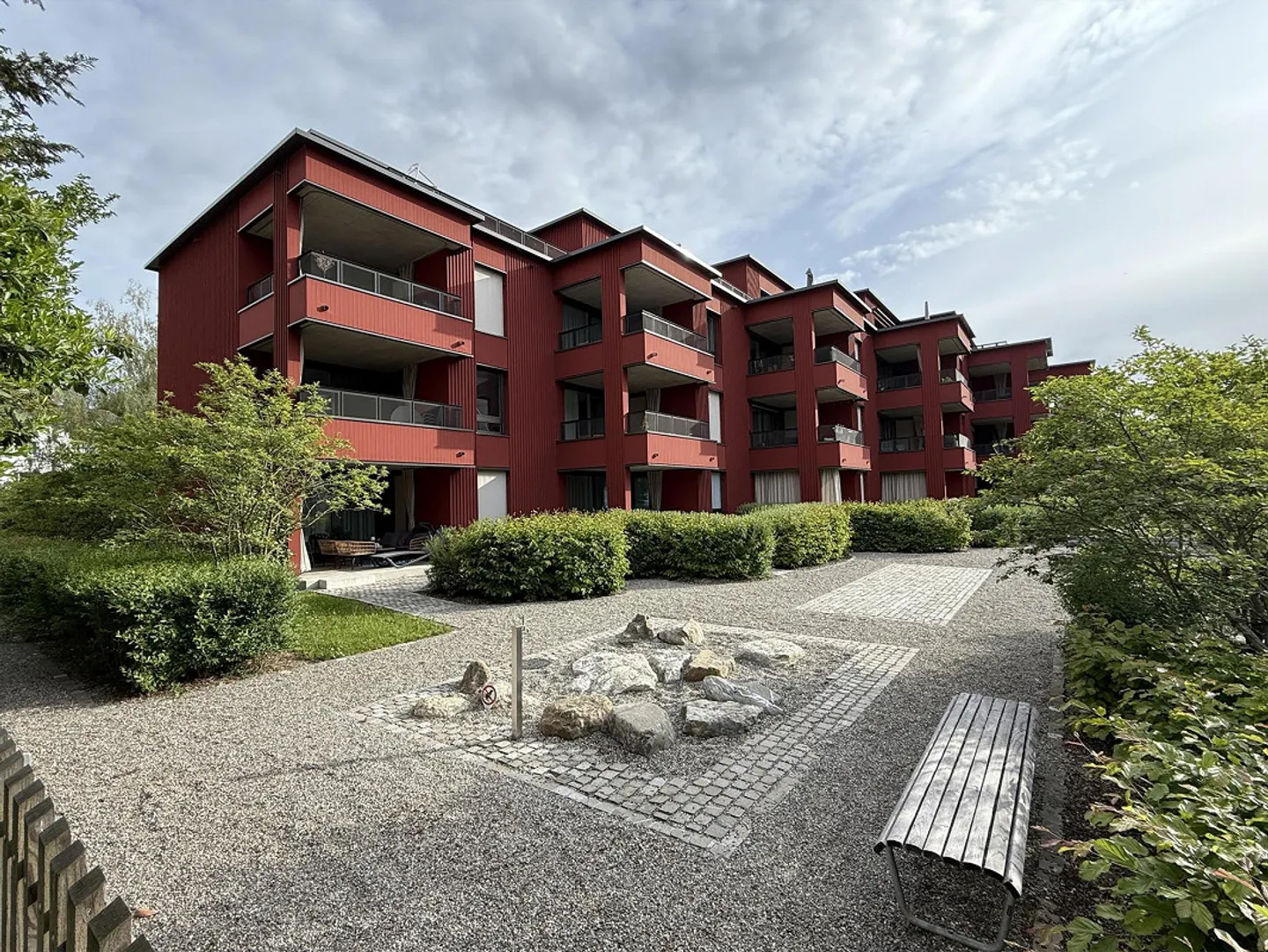 L'eleganza incontra la funzionalità: nuovo appartamento di 3,5 stanze a Bülach - Foto 1 di 11