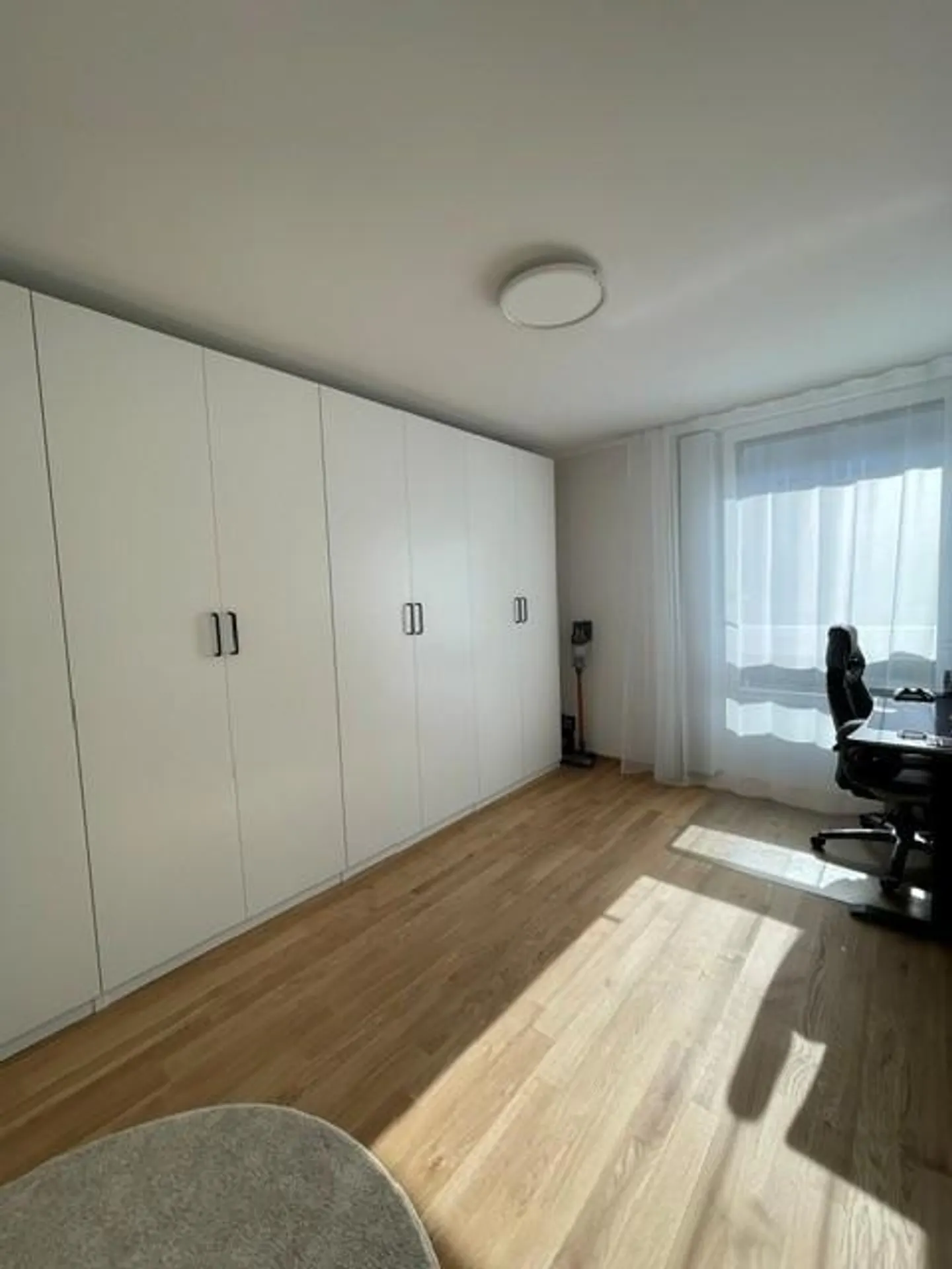 L'eleganza incontra la funzionalità: nuovo appartamento di 3,5 stanze a Bülach - Foto 6 di 11