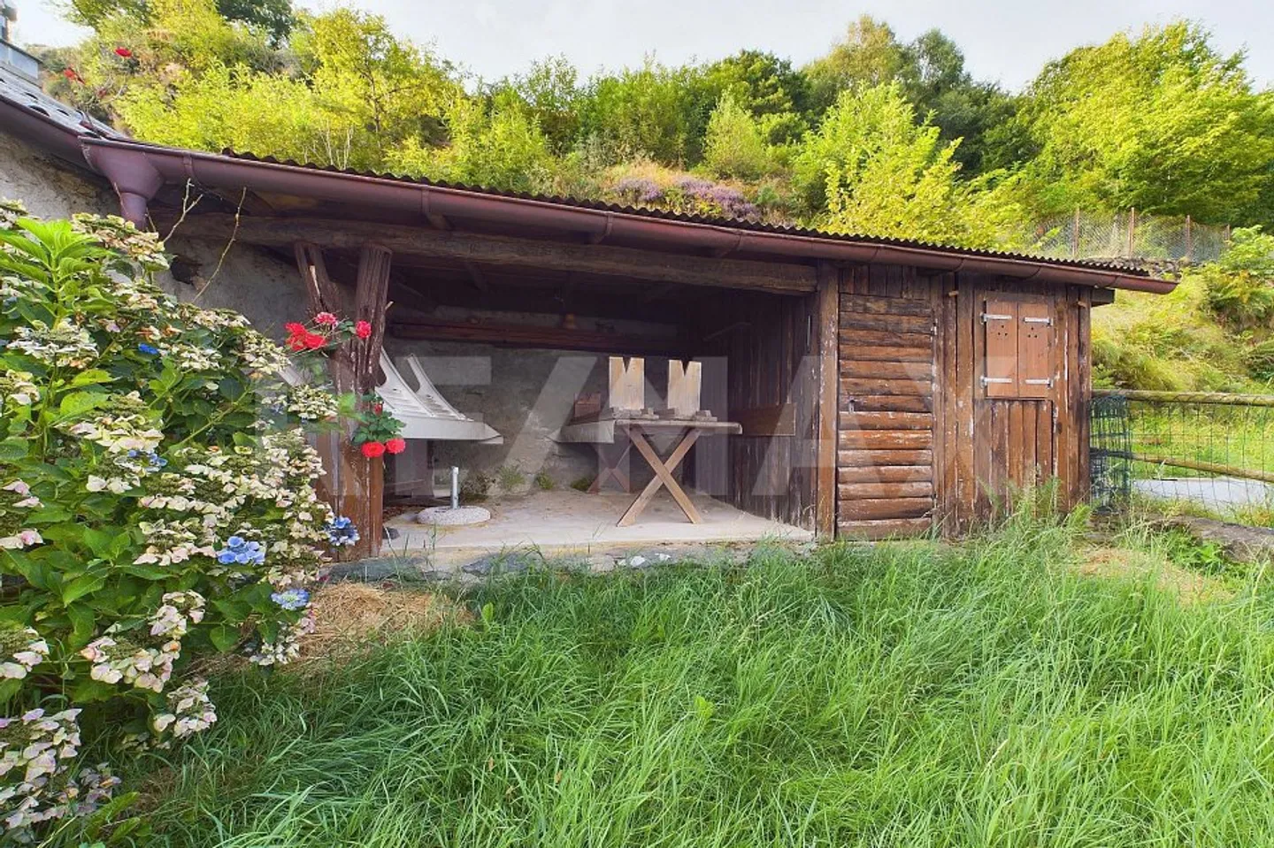 Charming Rustico with Lake View - Photo 3 of 13