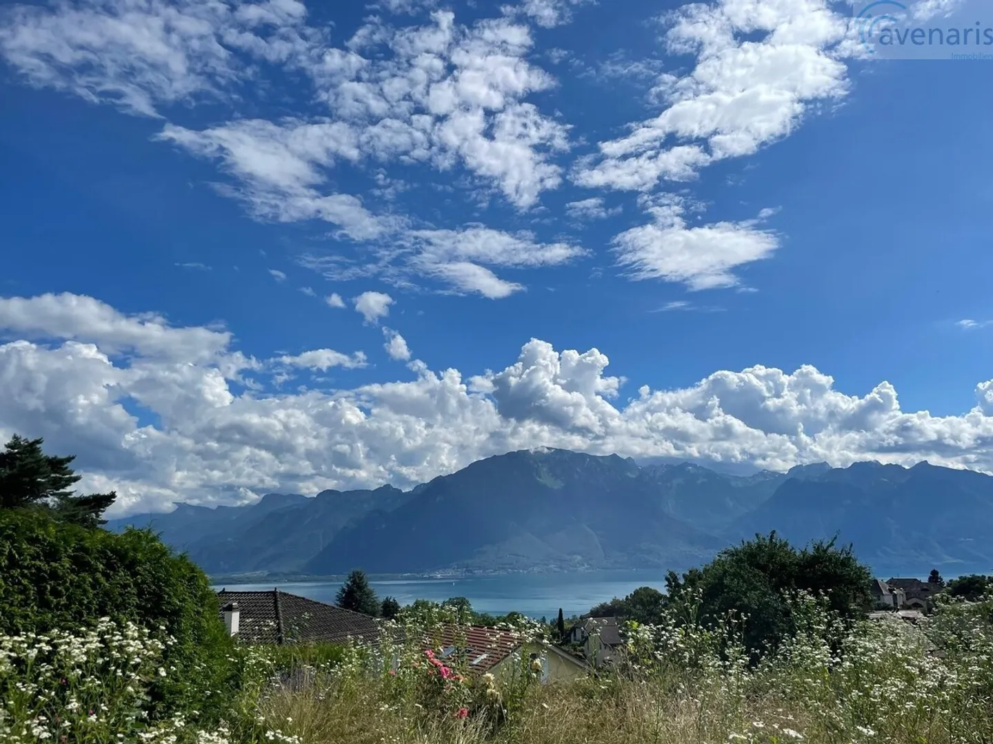 Semi-Detached House with Exclusive View of Lake Geneva and the Mountains - Photo 1 of 15