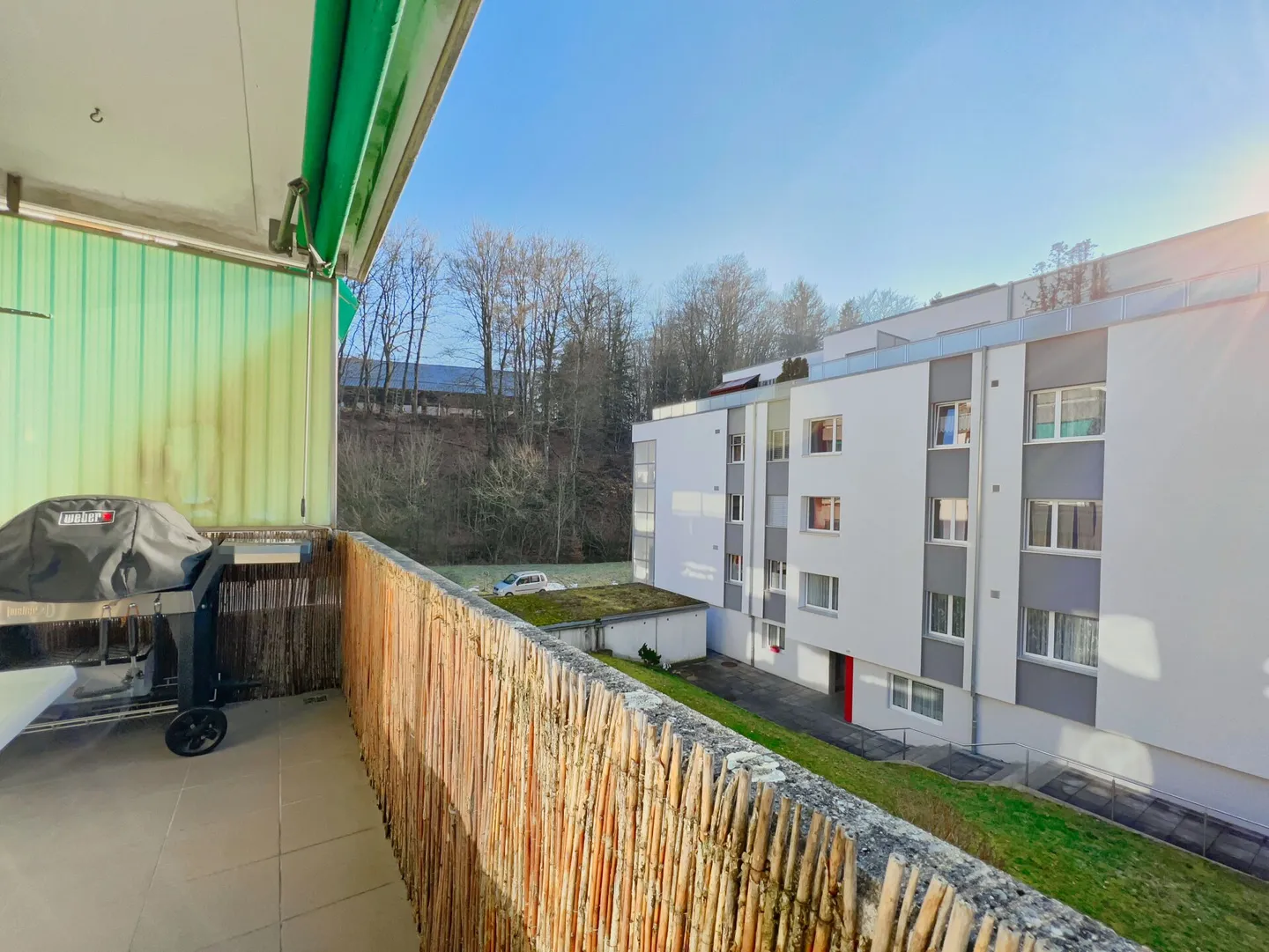 Modern and nature-oriented living with good connections - Photo 2 of 9