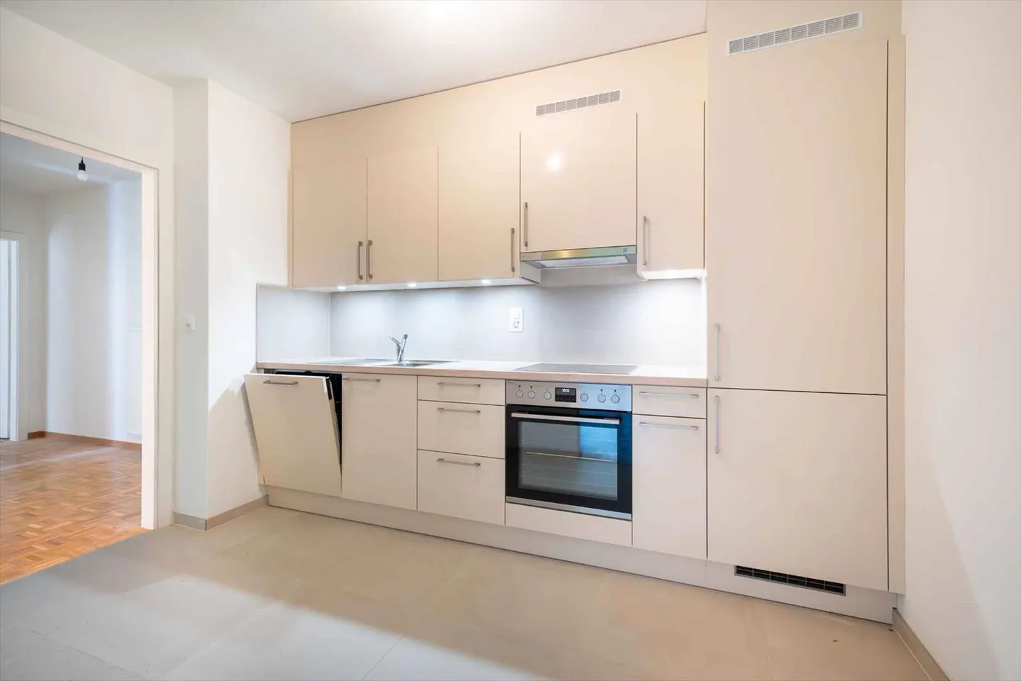 Appartamento 2.5 stanze - Foto 3 di 7