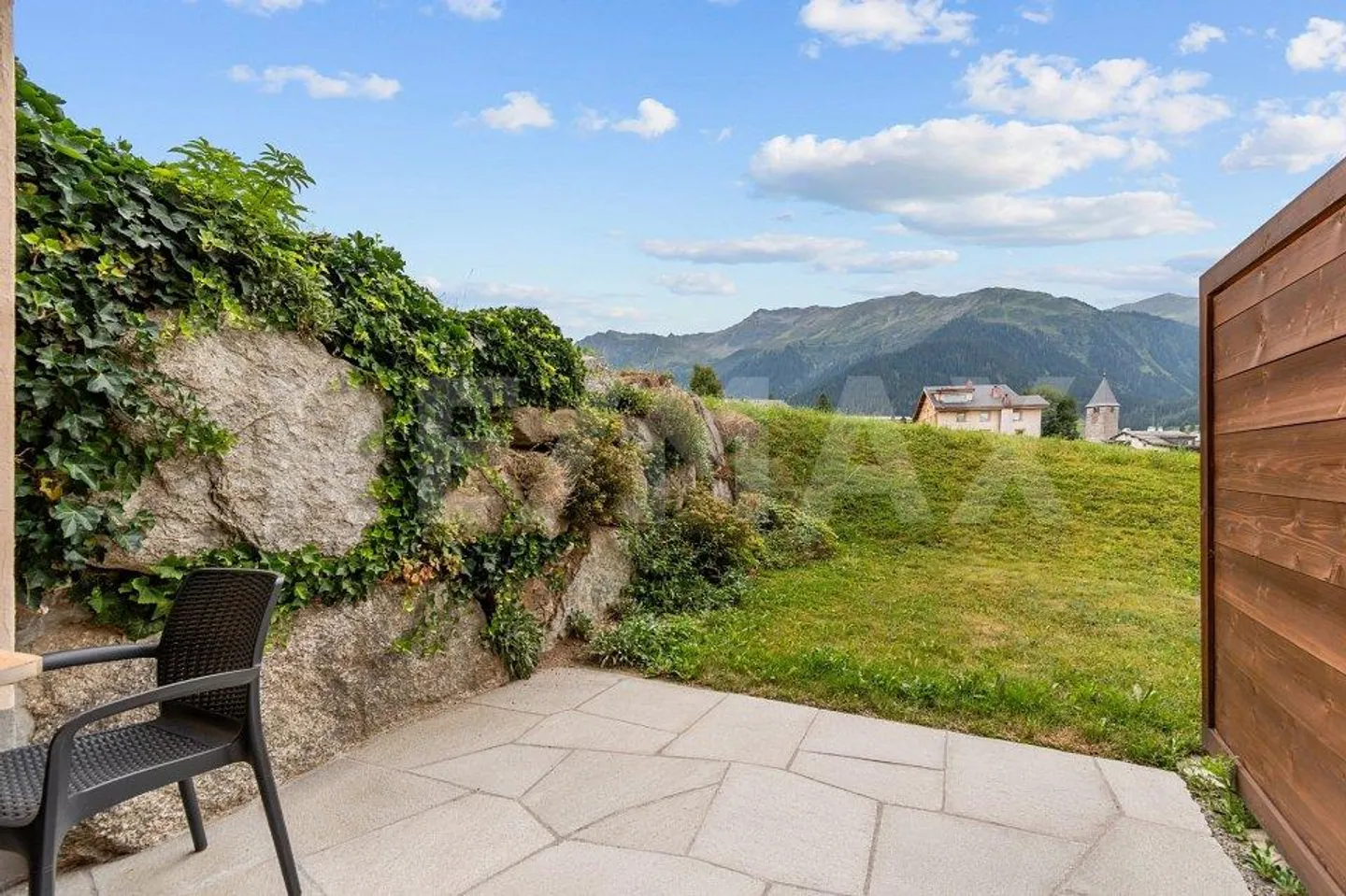 Studio affascinante con area salotto privata e bella vista - Foto 6 di 9