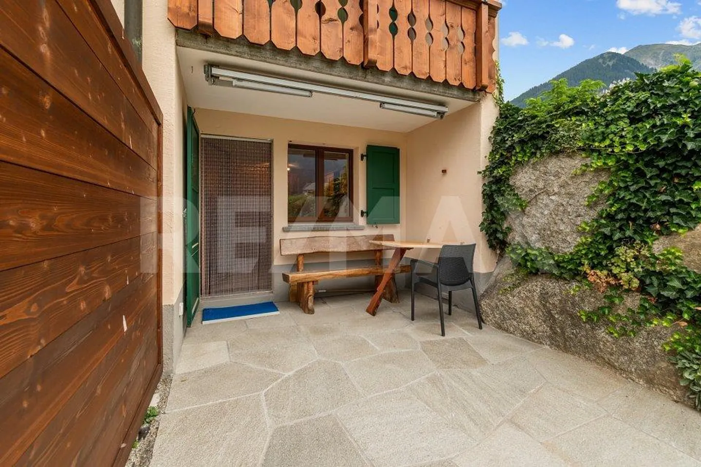 Studio affascinante con area salotto privata e bella vista - Foto 7 di 9