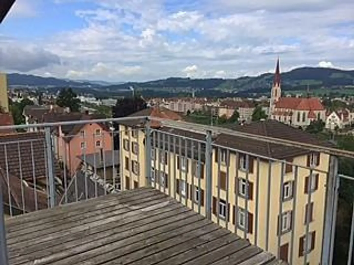 Charmante Maisonnette mit Terrasse - Foto 2 von 12