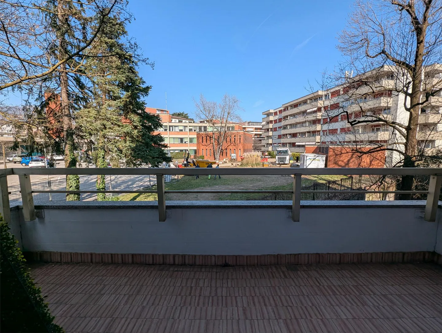 Appartement accueillant de 3,5 pièces avec 2 terrasses - Photo 9 sur 13