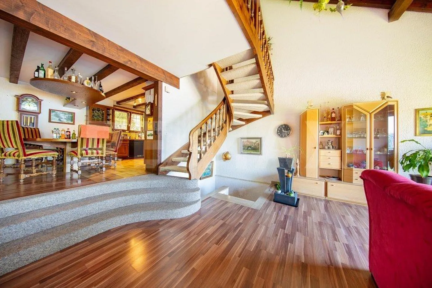 Exklusive Villa mit See- und Bergblick, grossem Garten in Vitznau: Ihr Traumhaus! - Foto 7 von 13