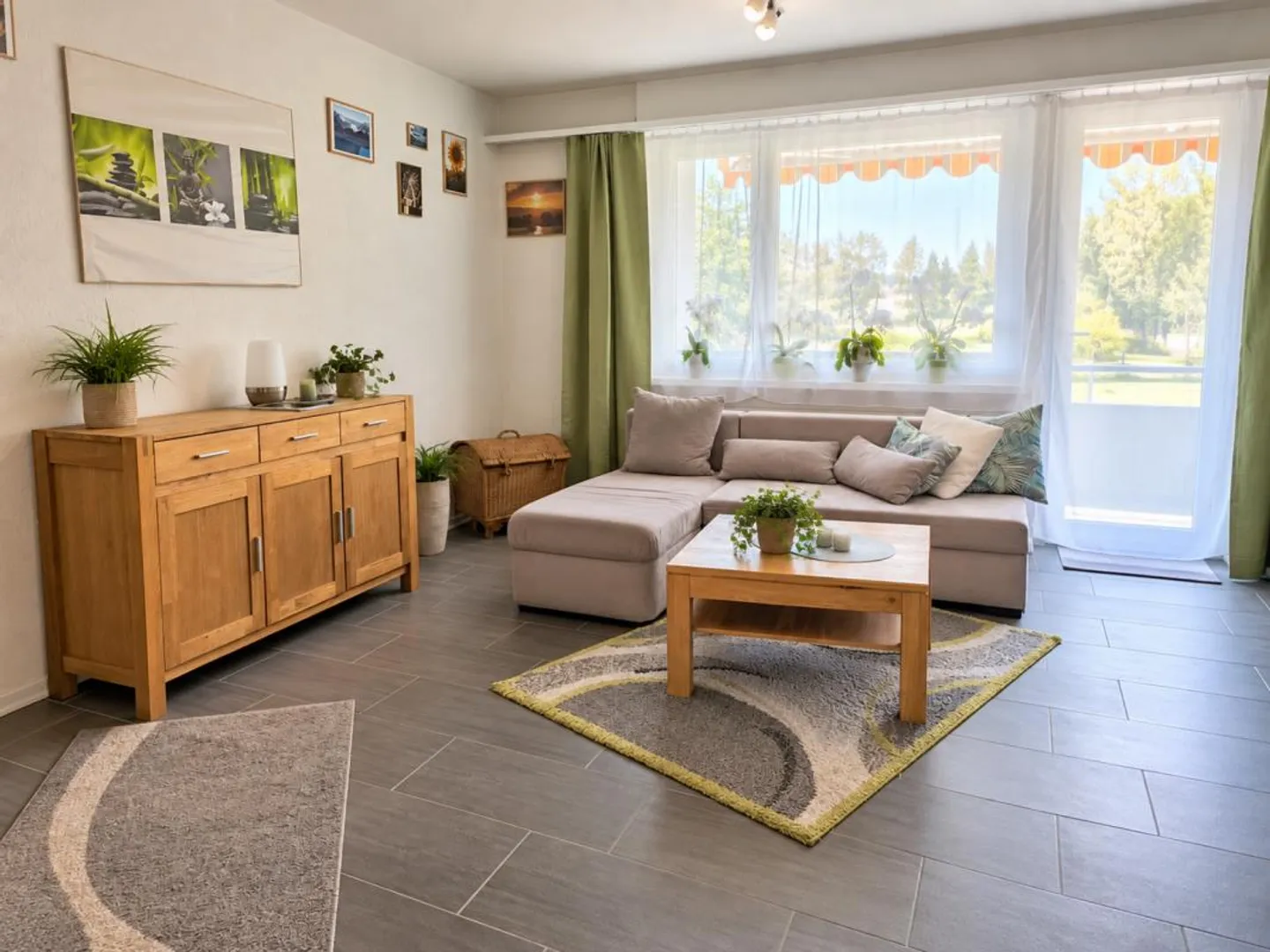 Bright 3.5-room apartment with balcony - Photo 1 of 8